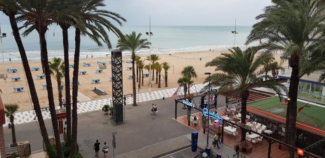 ºººCON AIRE ACOND, PARKING, PISCINA Y JARDIN Apts Alhambra en Playa Levante Benidorm Exterior foto