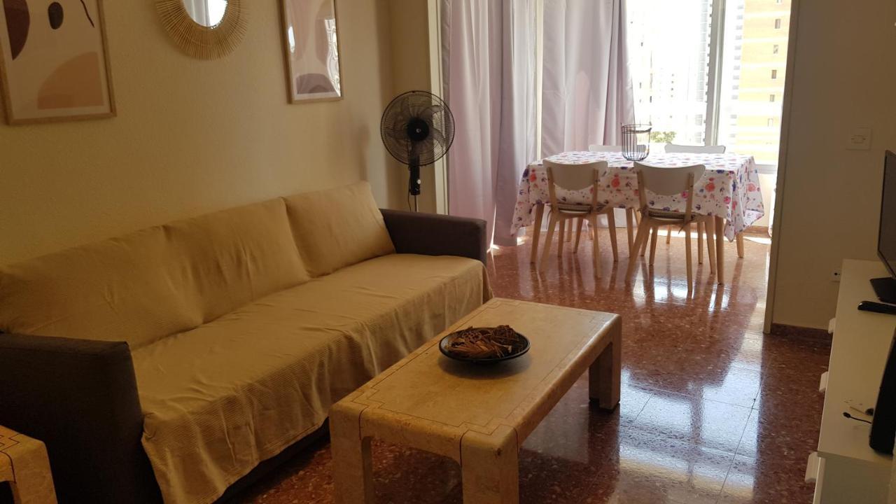 ºººCON AIRE ACOND, PARKING, PISCINA Y JARDIN Apts Alhambra en Playa Levante Benidorm Exterior foto