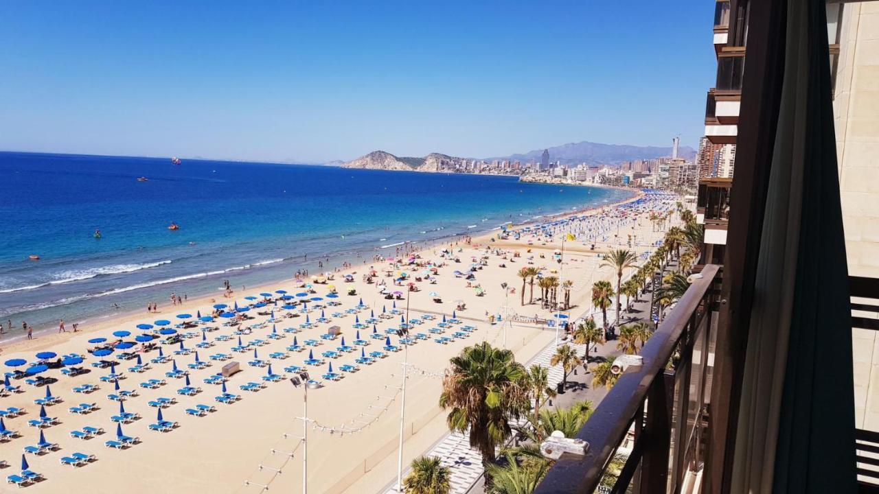 ºººCON AIRE ACOND, PARKING, PISCINA Y JARDIN Apts Alhambra en Playa Levante Benidorm Exterior foto
